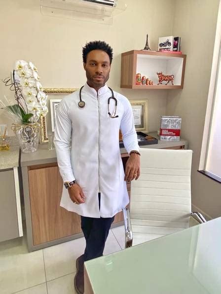 Dr Fred Nic Cio Do Bbb Foi Criado Na Igreja Rejeitado Pelos Pais Ap S Se Assumir Gay E