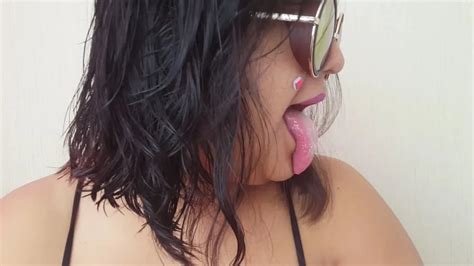 Bbw Super Tongue Pics Xhamster
