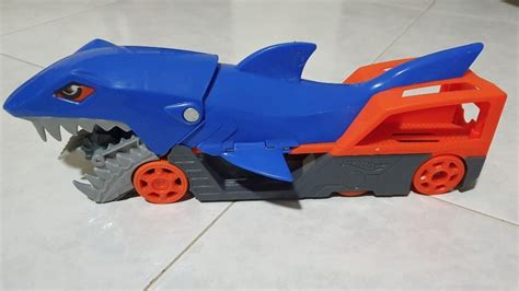 Hot Wheels Shark Chomp Transporter Hobbies Toys Toys Games On Carousell