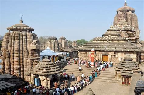 Jagannath Temple In Puri Odisha To Enforce Dress Code For Devotees