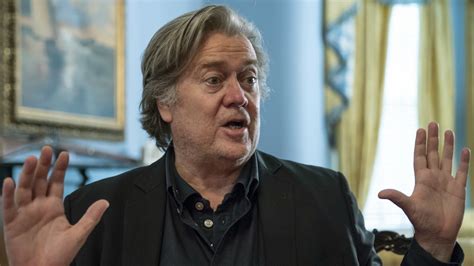 Por qué arrestaron a Steve Bannon exasesor de Trump Videos