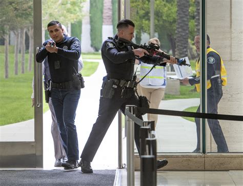 Santa Ana Police Train With Active Shooter Simulation Behind The Badge