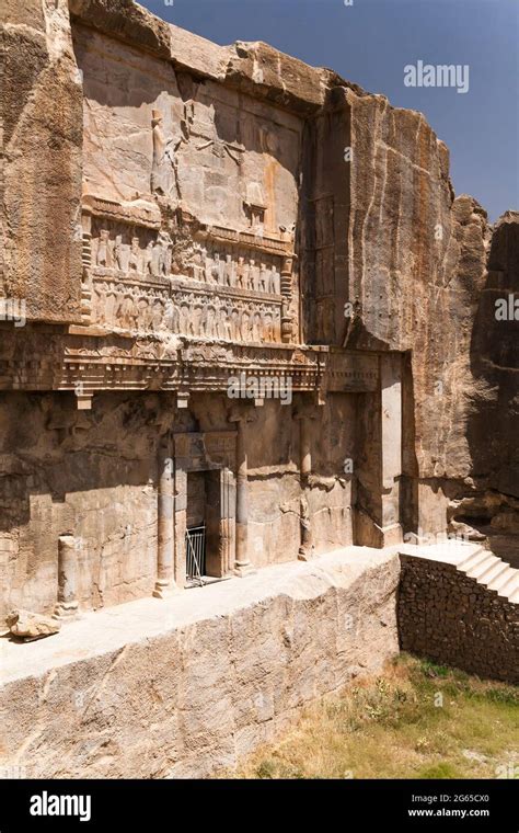 Persepolis, royal tomb of Artaxerxes iii, rock cut tomb on face ...