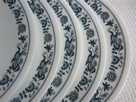 Vintage Old Town Blue Salad Plates Corelle Corning Pyrex | Vintage pyrex patterns, Pyrex vintage ...