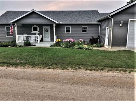 21518 Brady Lake Blvd Morley Mi 49336 Zillow
