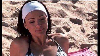 Two Perfect Brunette Babes Having XNXX