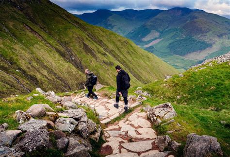 Celebrate the outdoors: The 12 best walks in the UK | KAYAK