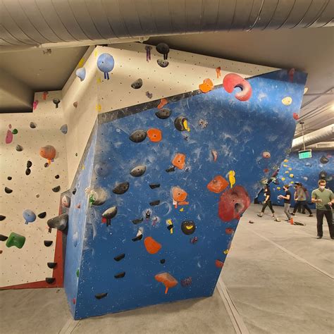 BOULDERS CLIMBING GYM - DOWNTOWN - Madison WI - Hours, Directions