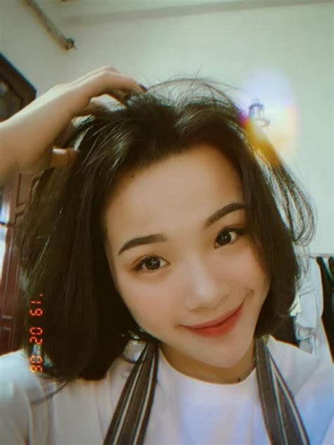 Nhan sắc xinh đẹp của hot girl cầu lông Việt Nam tại Olympic Tokyo gây xôn xao