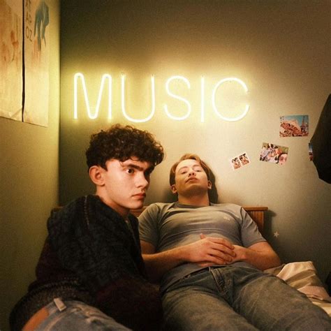 Pin by 𝐬𝐲𝐝𝐧𝐞𝐲 𐙚 on angels ꜝ Alice book Connor Cute gay