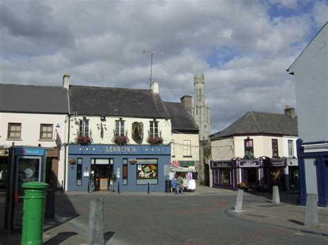 carlow town centre  jonathan billinger geograph ireland