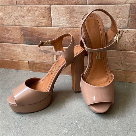 Sandália Santa Lolla Nude Meia Pata N Perfeito Estado Sandália Feminina Santa Lolla Usado