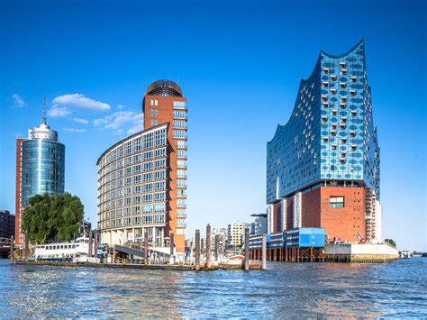 Sell or rent your property in Hamburg's Hafencity with Engel & Völkers