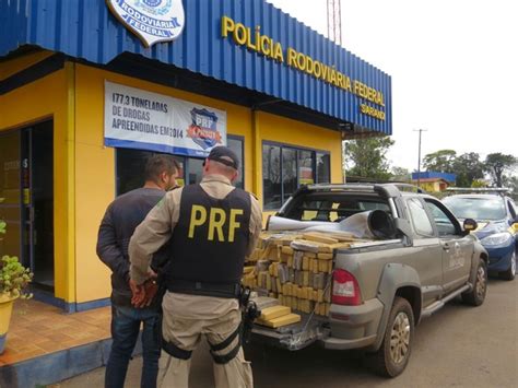 G1 PRF Apreende Mais De 500 Quilos De Maconha Em Carro Em Sarandi RS