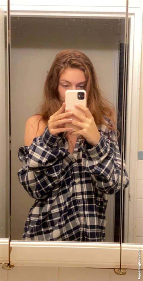 Lydialoverenae Nude OnlyFans Leaks The Fappening Photo 2811594 FappeningBook