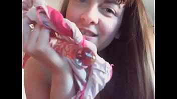 Emocionante orgasmo húmedo para que la gran puta de tu madre venga a espiarla XVIDEOS