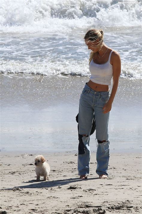 Alexis Ren Alexxissren Nude OnlyFans Leaks Fappening Page 42 FappeningBook