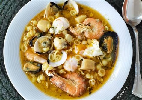 Sopa Marinera De Conchitas Con Huevos De Codorniz Receta De Encar Cookpad