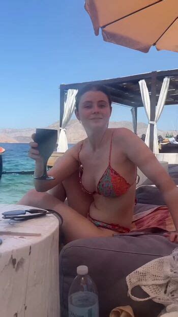 Thomasin McKenzie Thomasin Mckenzie Nude OnlyFans The Fappening Plus