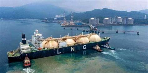totalenergies exports  chinese currency denominated lng cargo