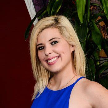 Rikki Rumor Babe Page Watch This Pornstar On FreeOnes