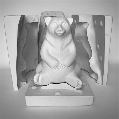 Гипсовая форма Медведь | Гипсовые формы, Глиняная скульптура, Глиняные ...
