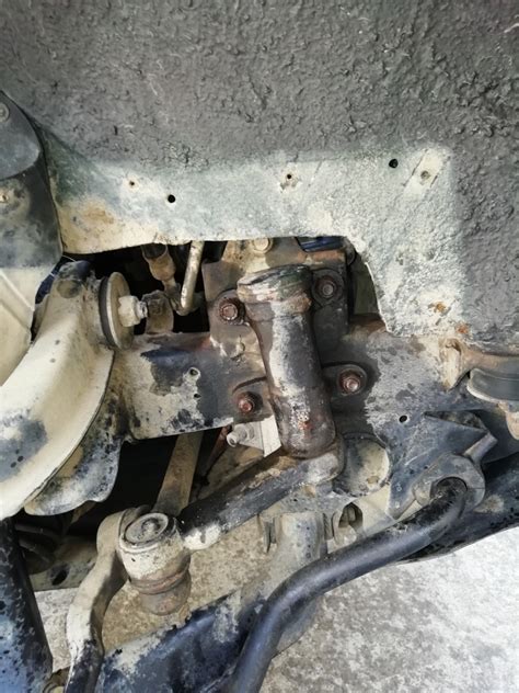 Замена рулевой маятник — Mitsubishi Pajero (2G), 3 л, 1998 года ...