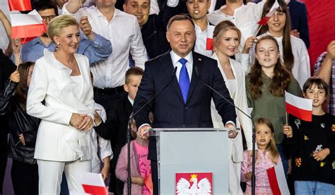 Polands Incumbent President Andrzej Duda Narrowly Wins Second Term