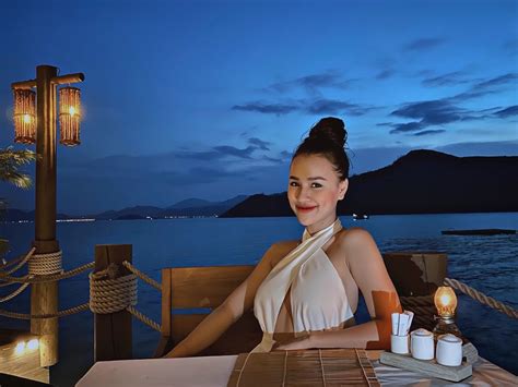 DJ Tít khoe vóc dáng bốc lửa khi mặc bikini