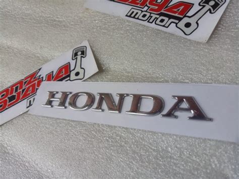 Jual EMBLEM TIMBUL 3D TULISAN MARKING HONDA VARIO 125 150 ORIGINAL Di