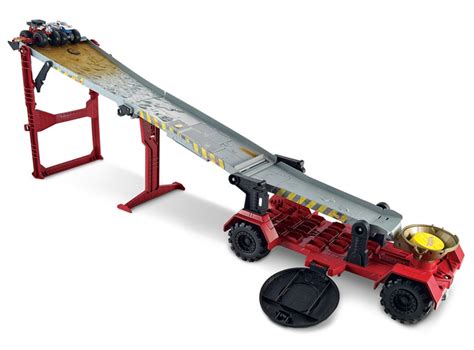 Set Hot Wheels Monster Trucks Remolque Extremo