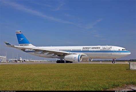 Kuwait Airways Airbus A330 9K APE Photo 29143 Airfleets Aviation