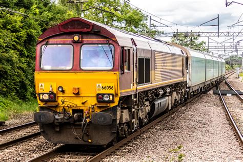 0275 66056 Acton Bridge 09 06 21 D B Cargo Class 66 0 No Flickr