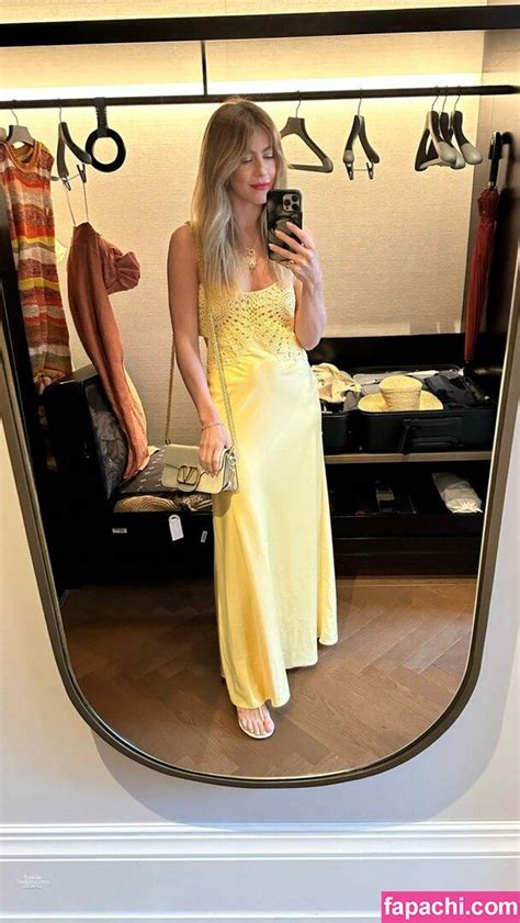 Julianne Hough Leaked Julianne Hough Showcases Enviable Bikini Body In