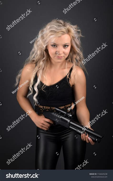 Sexy Blonde Woman Gun Foto Stok 1726029238 Shutterstock