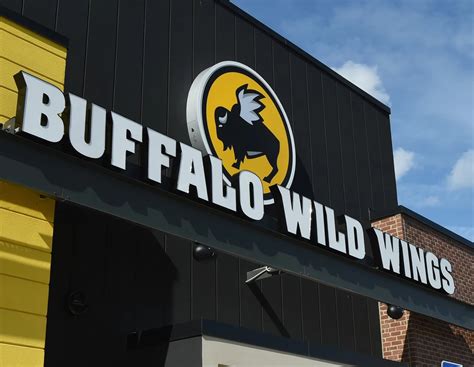 Free Food At Buffalo Wild Wings If Super Bowl Goes To Overtime