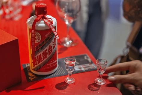 experts guide  find  buy baijiu  sale urbanmatter