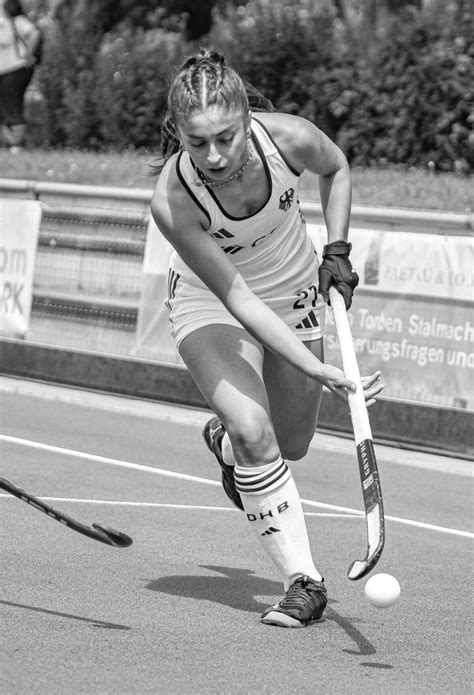 Martina Reisenegger Lillo, la hockista chilena que representa a