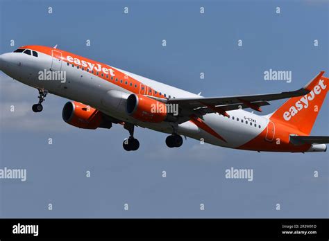 Easyjet Aeroplane Taking Off From Bristol Airport Hi Res Stock