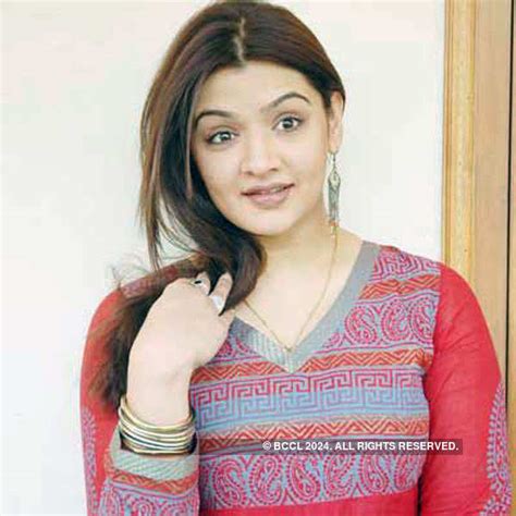 Aarti Agarwal Hot Kiss