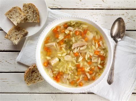 soupe poulet  nouille la binerie