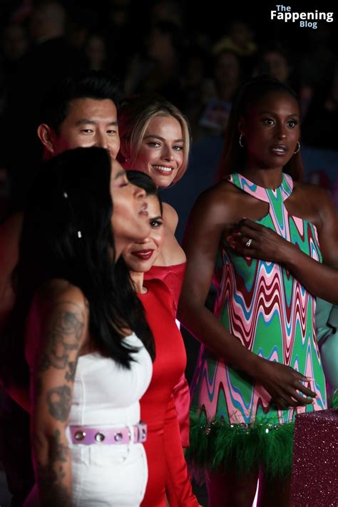 Margot Robbie Looks Hot At The Barbie Premiere New Photos OnlyFans Leaked Nudes