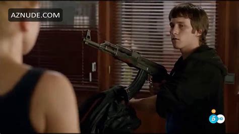 EL PRINCIPE NUDE SCENES AZNude