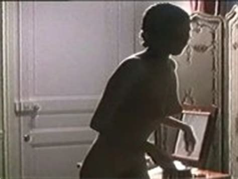 Naked Myriem Roussel In Tristesse Et Beaut