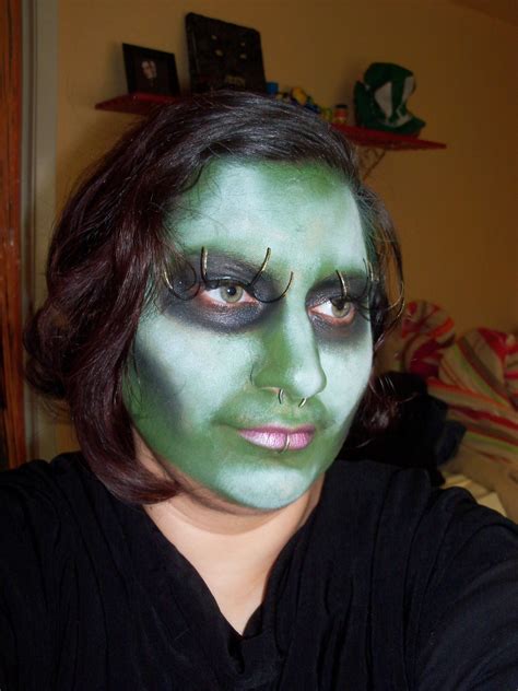 face painting and makeup 2