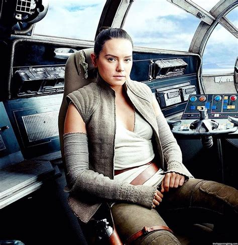 Daisy Ridley Nude Sexy Photos Possible Leaked Porn Topless Scenes Updated