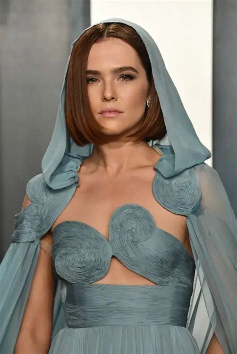 ZOEY DEUTCH At 2020 Vanity Fair Oscar Party In Beverly Hills 02 09 2020