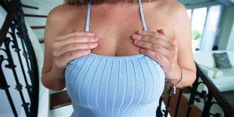 JOI BOOB TEASE WITH BLAKE BLOSSOM K Tnaflix