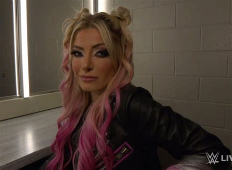 Alexa Bliss Gorgeous Blonde Alexa Raw Women S Champion