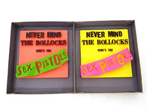 Yahoo オークション 中古 マクファーレントイズ SEX PISTOLS 3D ALB